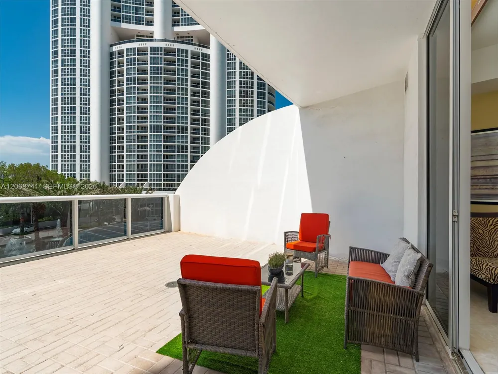 18101 Collins Ave #503 Sunny Isles Beach, FL 33160