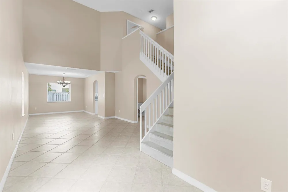 19250 NW 12TH Manor Pembroke Pines, FL 33029