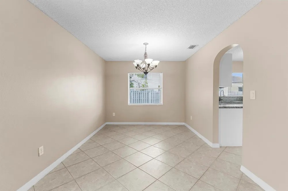 19250 NW 12TH Manor Pembroke Pines, FL 33029