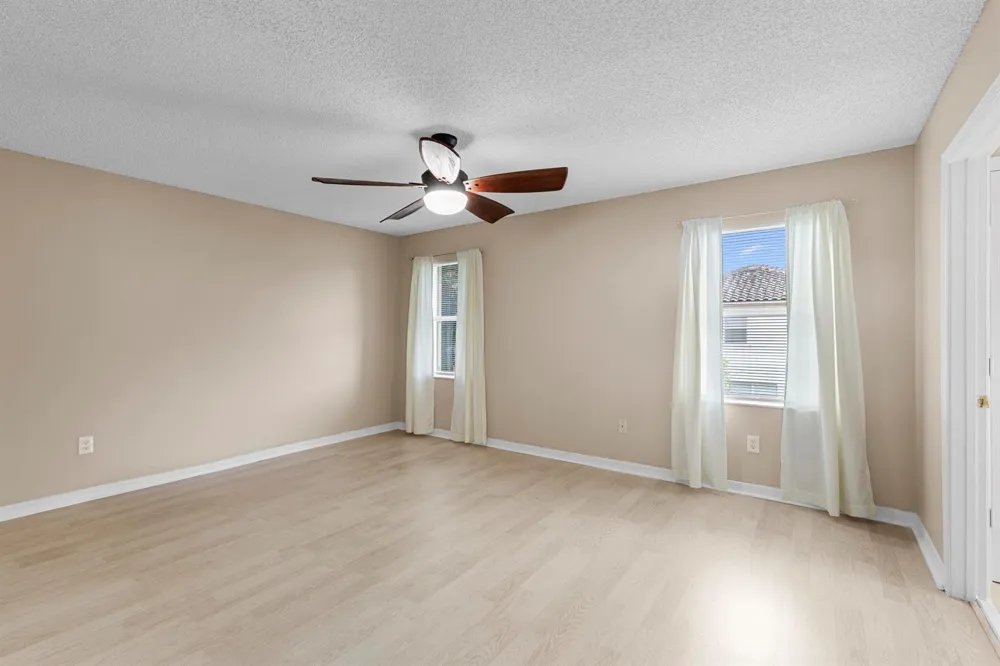 19250 NW 12TH Manor Pembroke Pines, FL 33029