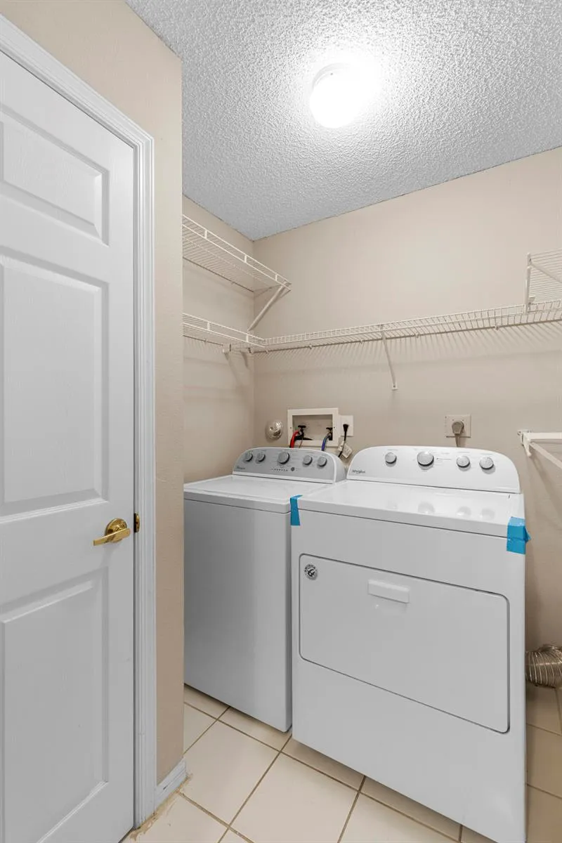 19250 NW 12TH Manor Pembroke Pines, FL 33029