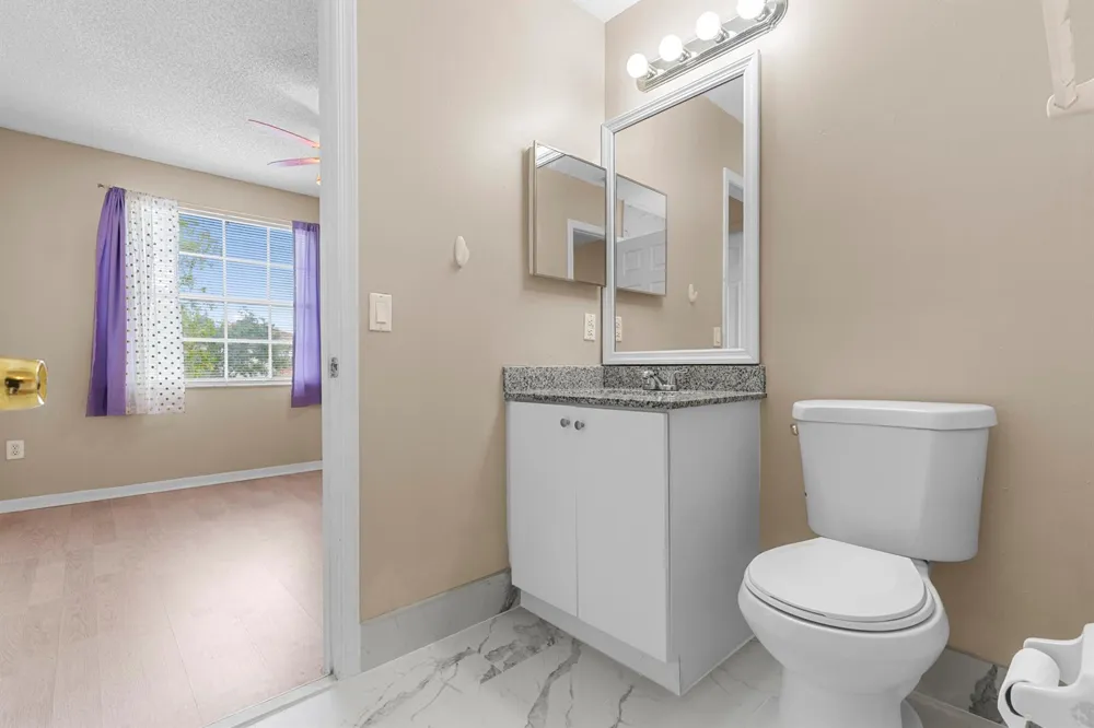 19250 NW 12TH Manor Pembroke Pines, FL 33029
