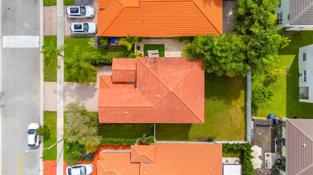 19250 NW 12TH Manor Pembroke Pines, FL 33029