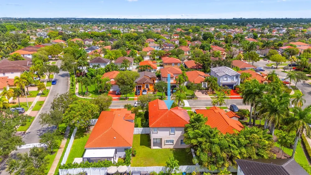 19250 NW 12TH Manor Pembroke Pines, FL 33029
