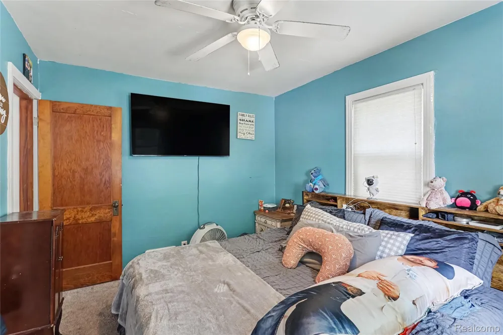 3222 Osler Court Saginaw City, MI 48602