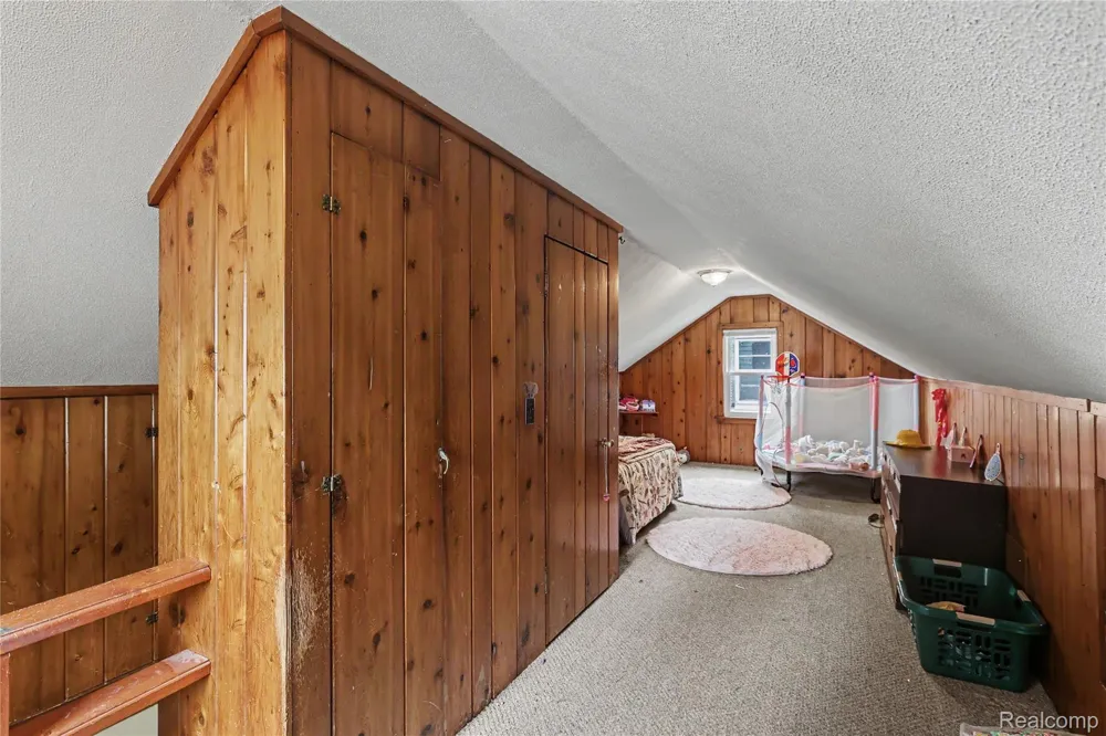 3222 Osler Court Saginaw City, MI 48602