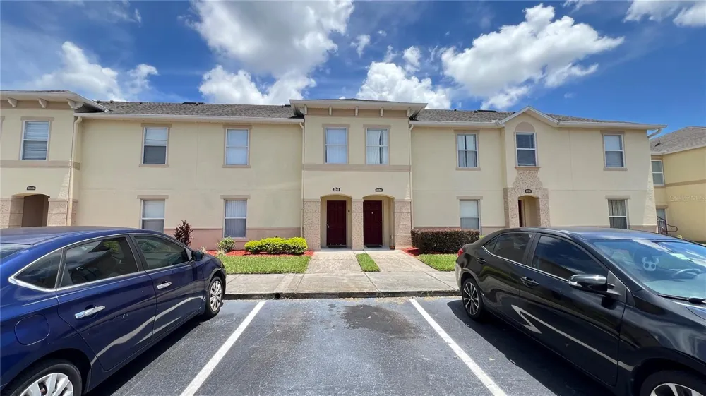 2848 CLUB CORTILE CIRCLE Kissimmee, FL 34746