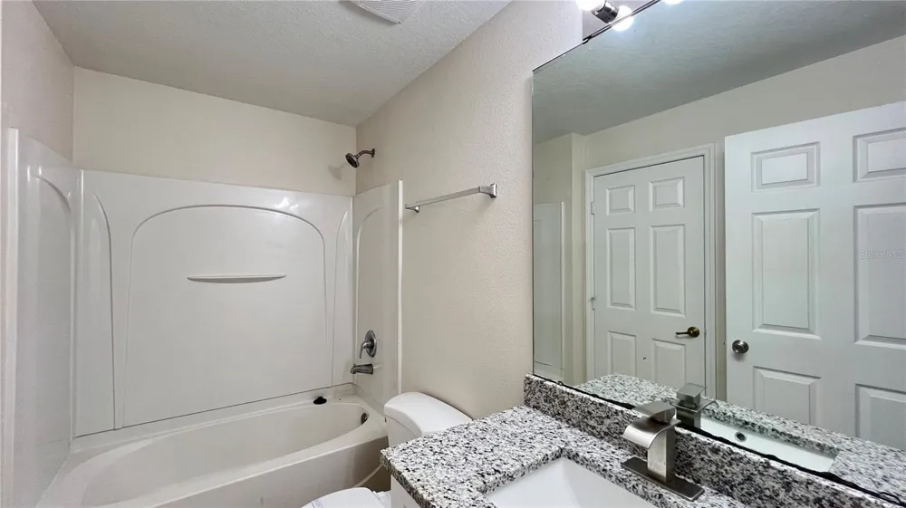2848 CLUB CORTILE CIRCLE Kissimmee, FL 34746