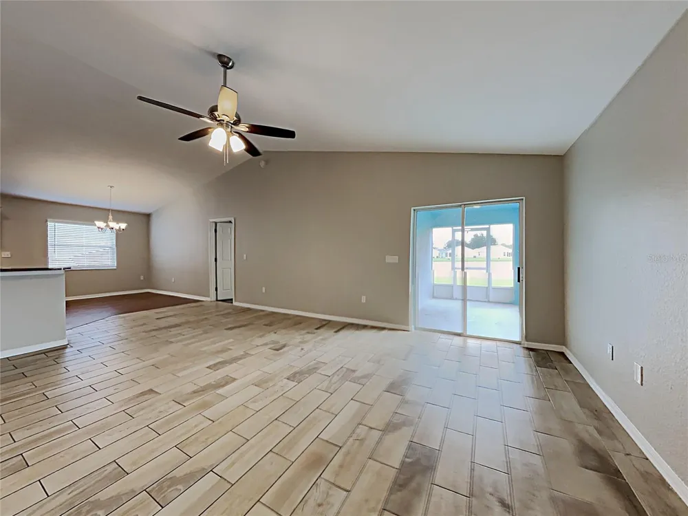 3030 GRAND PRESERVE BOULEVARD Mulberry, FL 33860