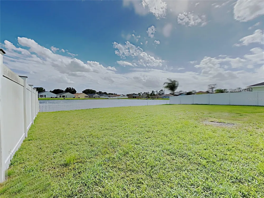 3030 GRAND PRESERVE BOULEVARD Mulberry, FL 33860