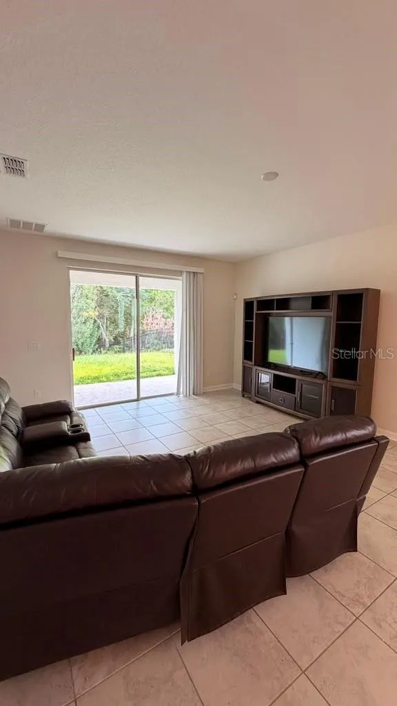 4580 STORYTELLING WAY Kissimmee, FL 34746