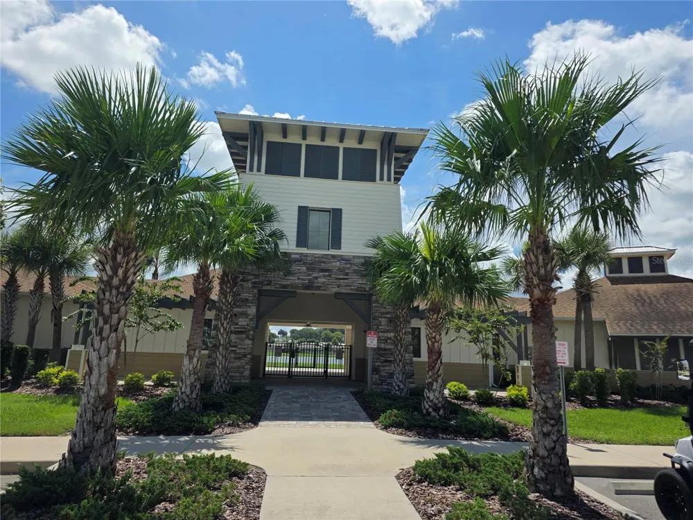 7760 BROAD POINTE DRIVE Zephyrhills, FL 33540