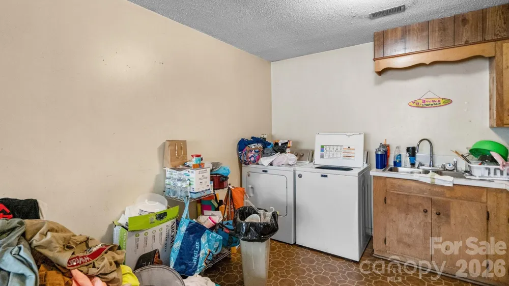 423 Carpenter Street Gastonia, NC 28054