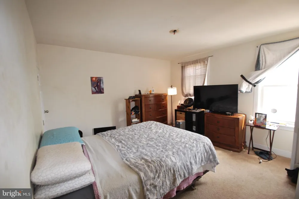 1328 MORLING AVENUE Baltimore, MD 21211