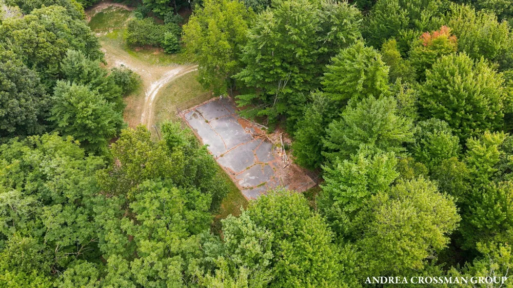 5045 Ridge Road Pentwater, MI 49449