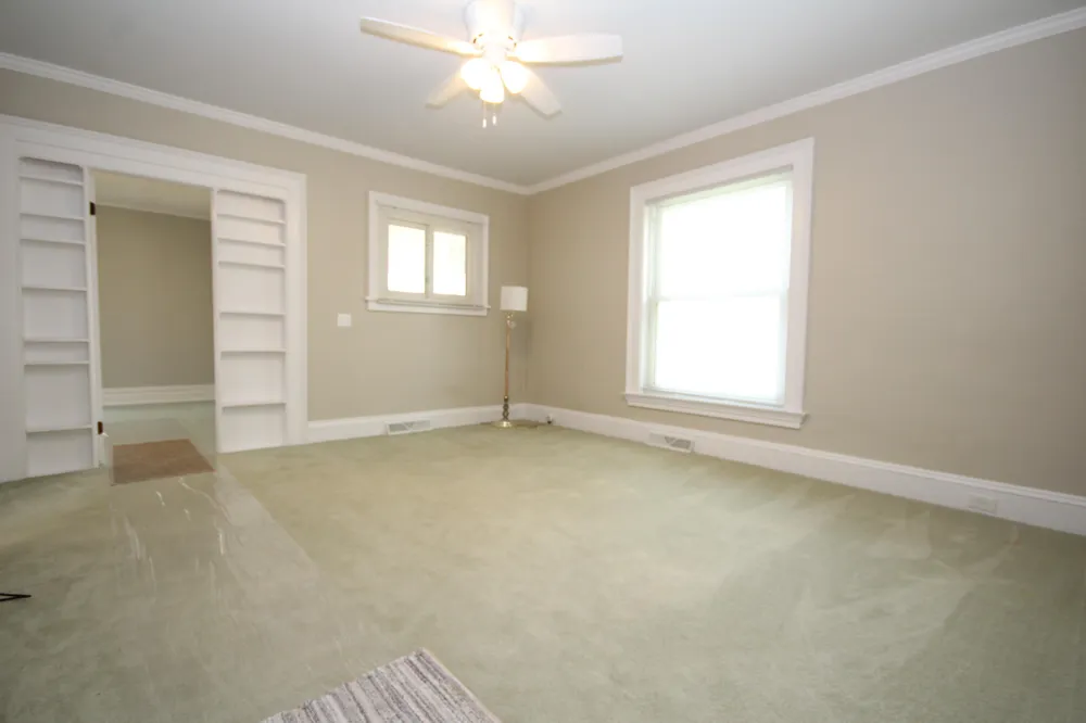 208 S Michigan Avenue Vicksburg, MI 49097