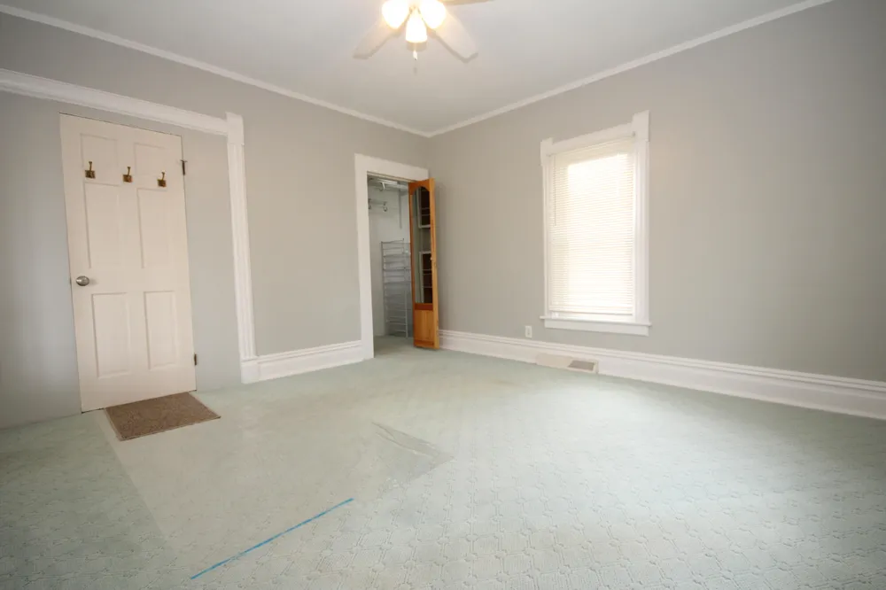 208 S Michigan Avenue Vicksburg, MI 49097
