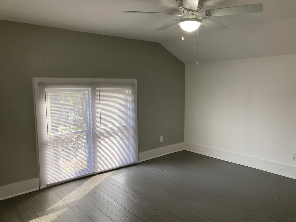 208 S Michigan Avenue Vicksburg, MI 49097