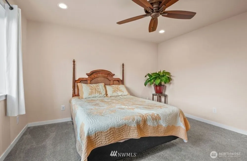 189 Trout Lakes Castle Rock, WA 98611