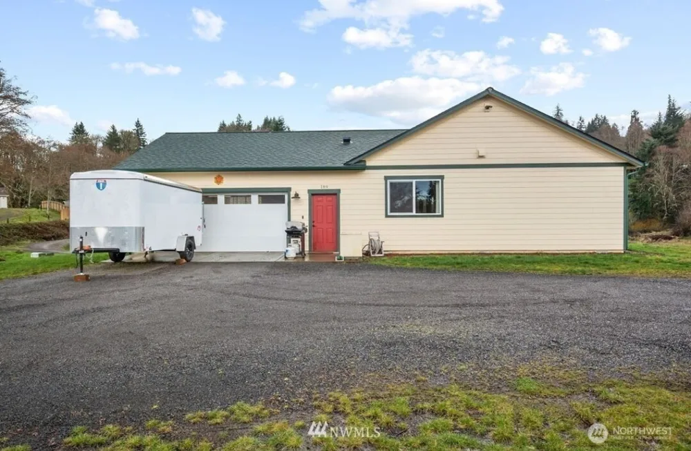 189 Trout Lakes Castle Rock, WA 98611