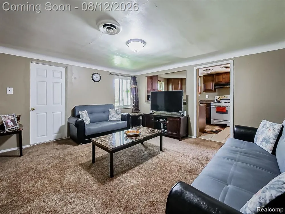 8320 Nightingale Street Dearborn Heights City, MI 48127