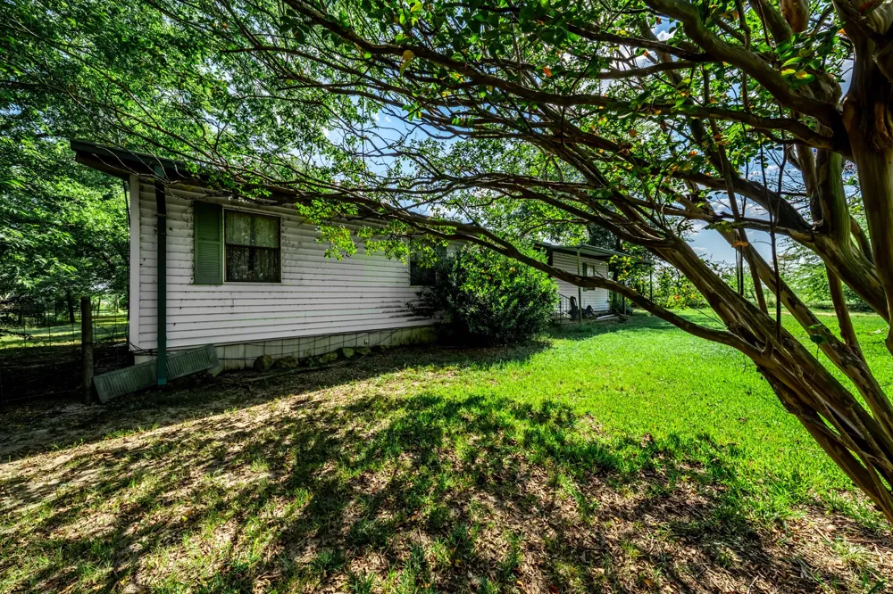 7801 W Interstate Highway 30 Cumby, TX 75433