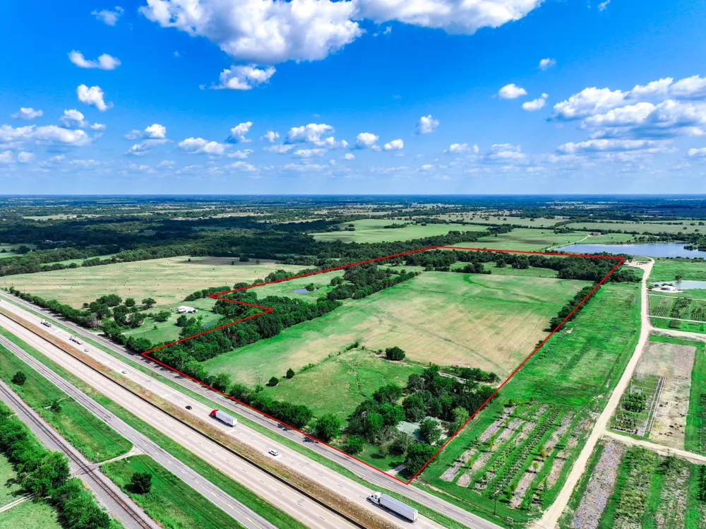 7801 W Interstate Highway 30 Cumby, TX 75433