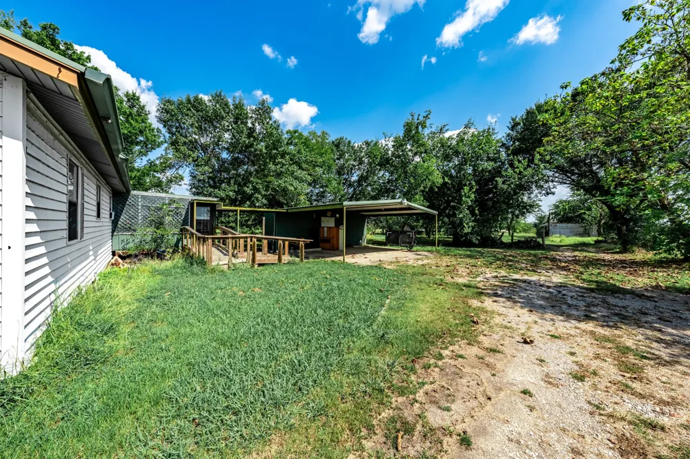 7801 W Interstate Highway 30 Cumby, TX 75433