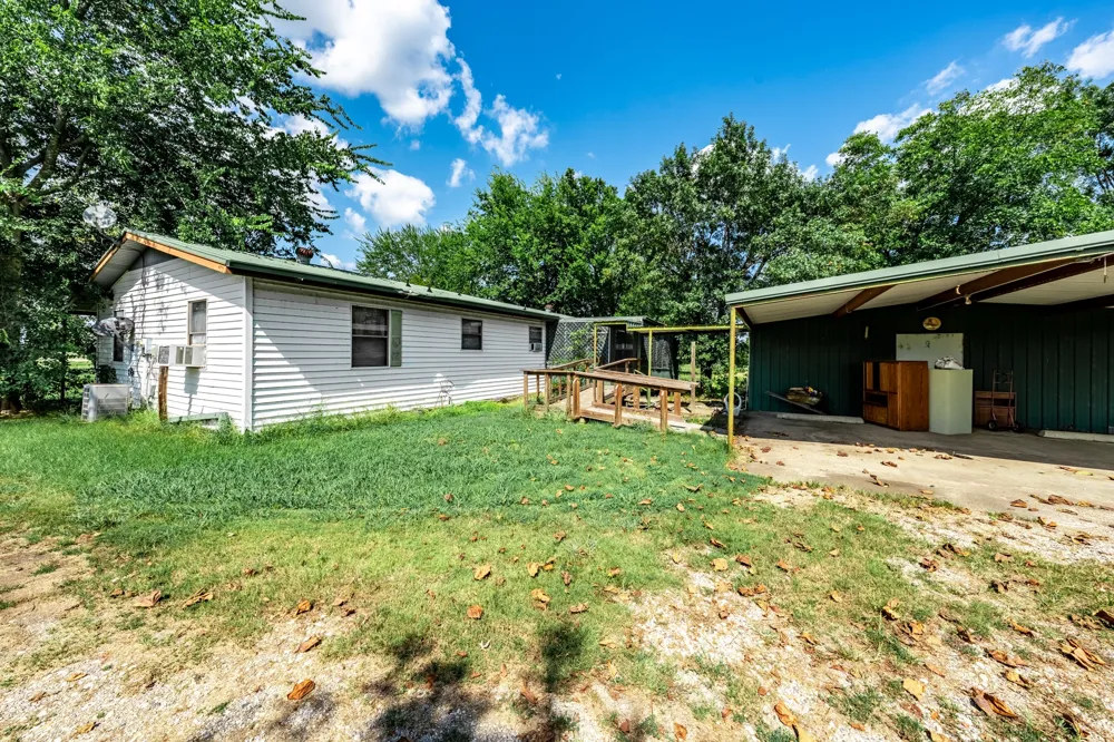 7801 W Interstate Highway 30 Cumby, TX 75433
