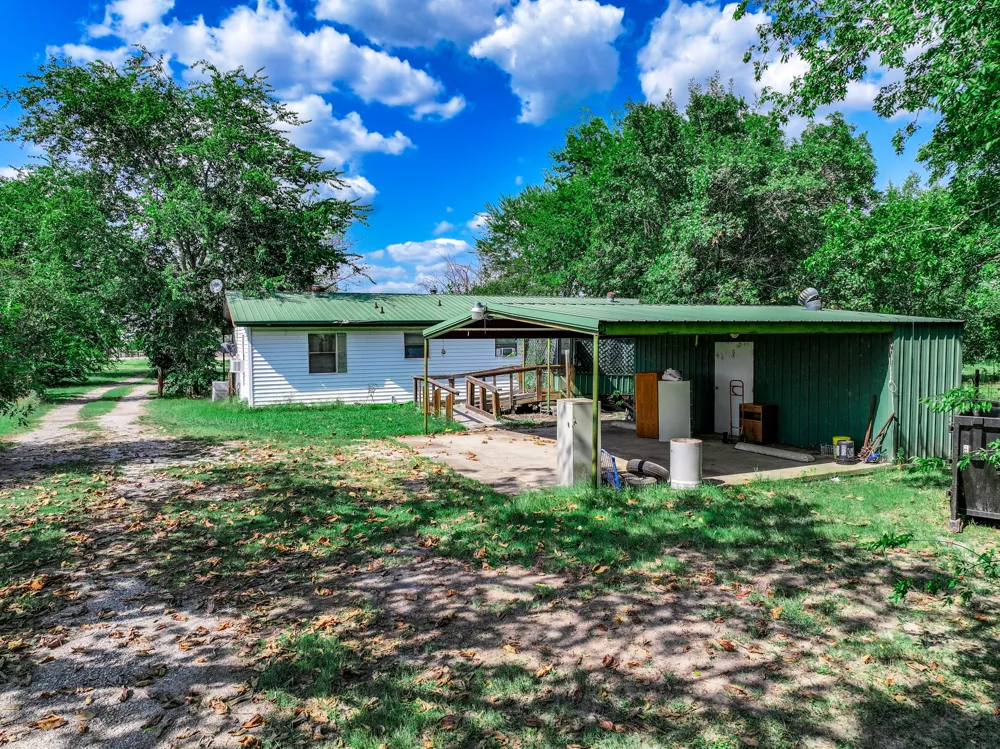 7801 W Interstate Highway 30 Cumby, TX 75433