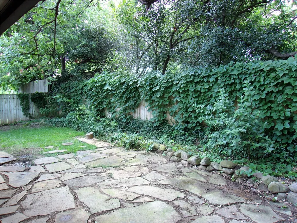 4200 Rye Glen Drive Arlington, TX 76017