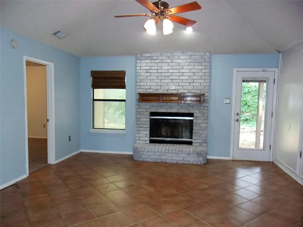 4200 Rye Glen Drive Arlington, TX 76017