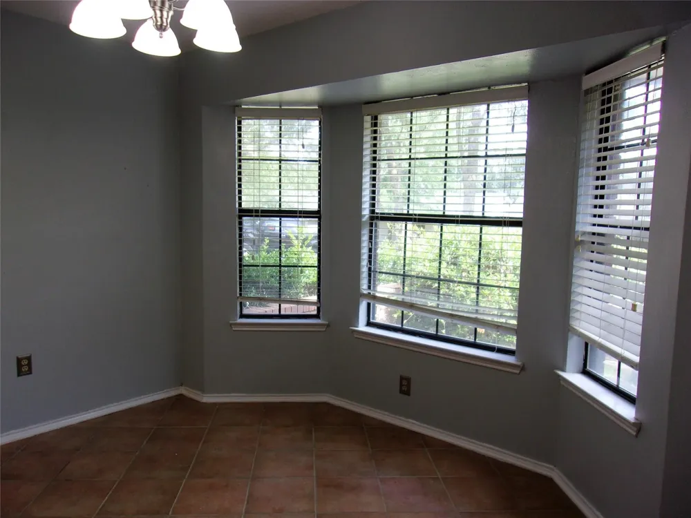 4200 Rye Glen Drive Arlington, TX 76017