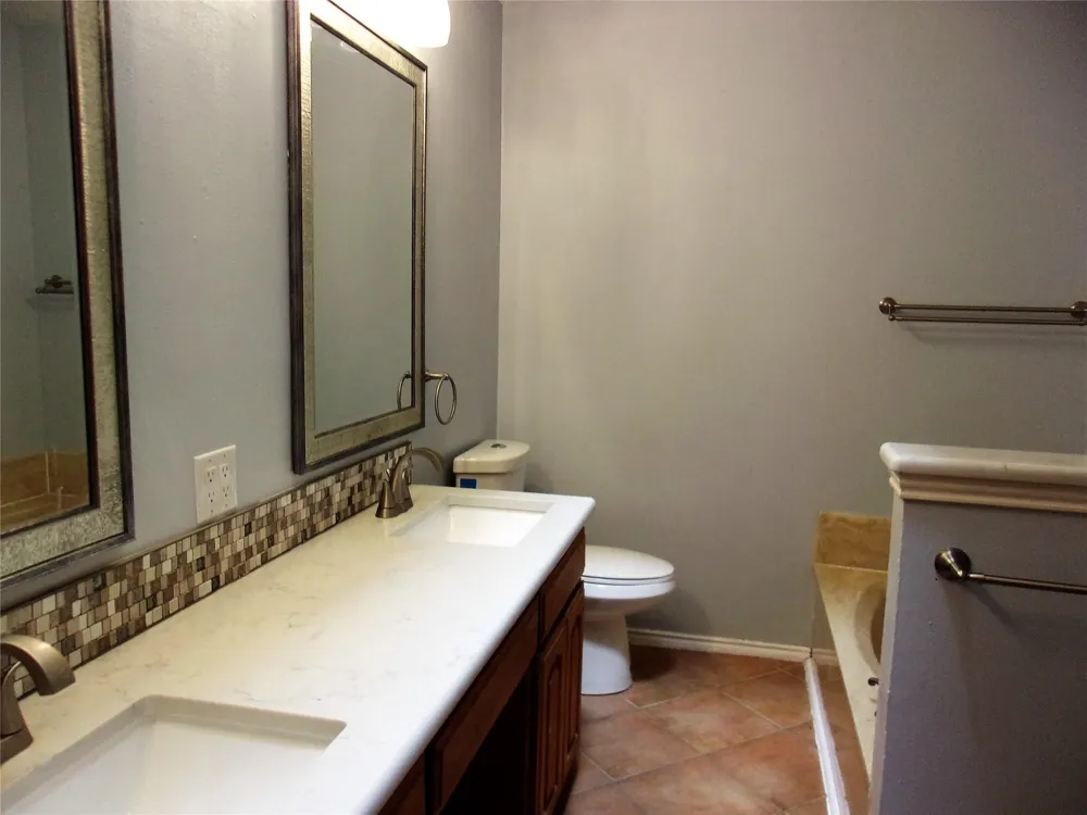 4200 Rye Glen Drive Arlington, TX 76017