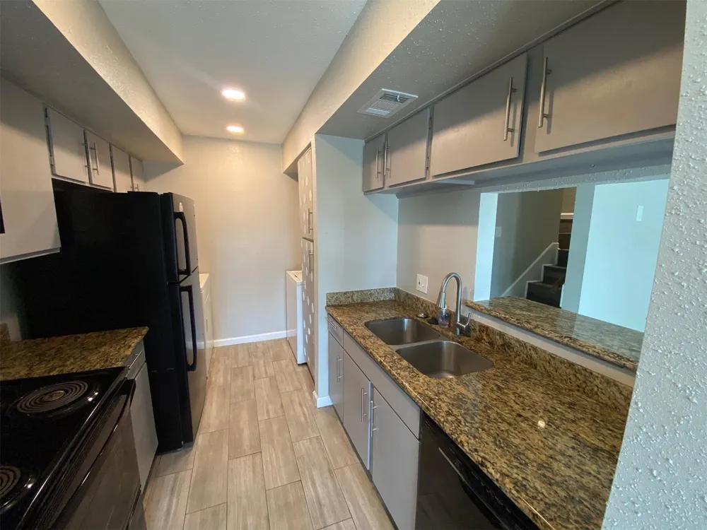 6633 W Airport Boulevard #1308 Houston, TX 77035