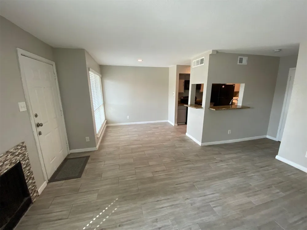 6633 W Airport Boulevard #1308 Houston, TX 77035