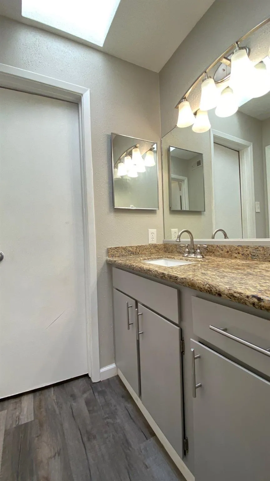 6633 W Airport Boulevard #1308 Houston, TX 77035