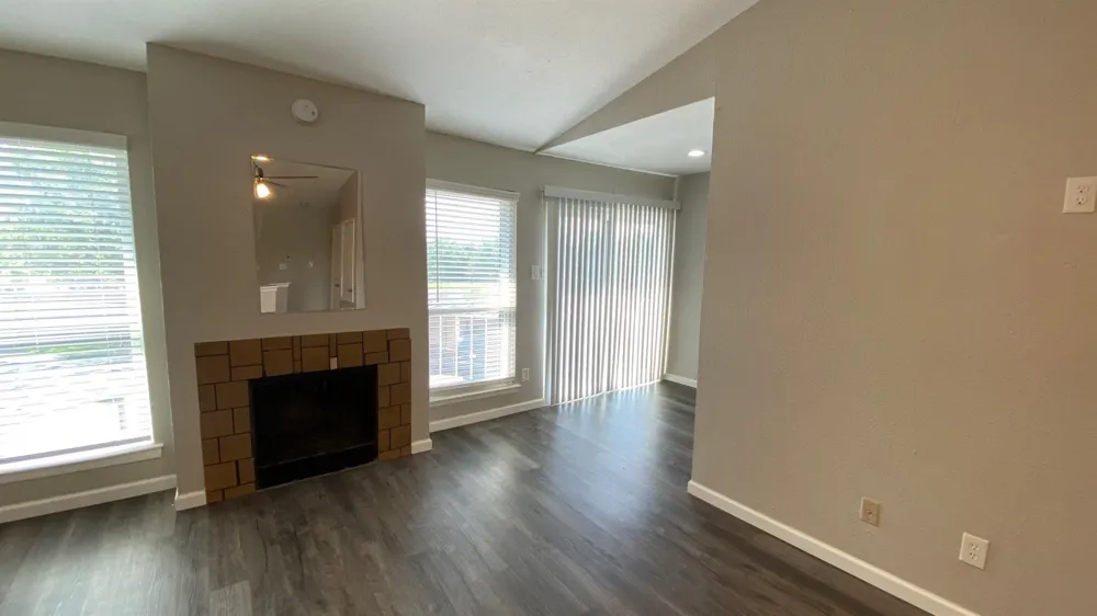 6633 W Airport Boulevard #1308 Houston, TX 77035