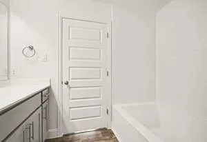 19 Greenbriar Loop Angleton, TX 77515