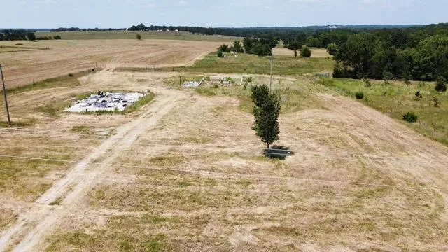 County Road 133 Holdenville, OK 74848