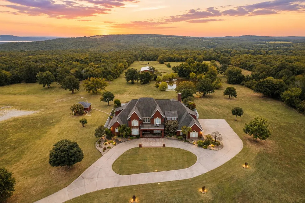 3816 Bucks of Gains Creek Road McAlester, OK 74501