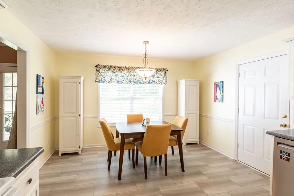 1004 Deann Ct Cottontown, TN 37048