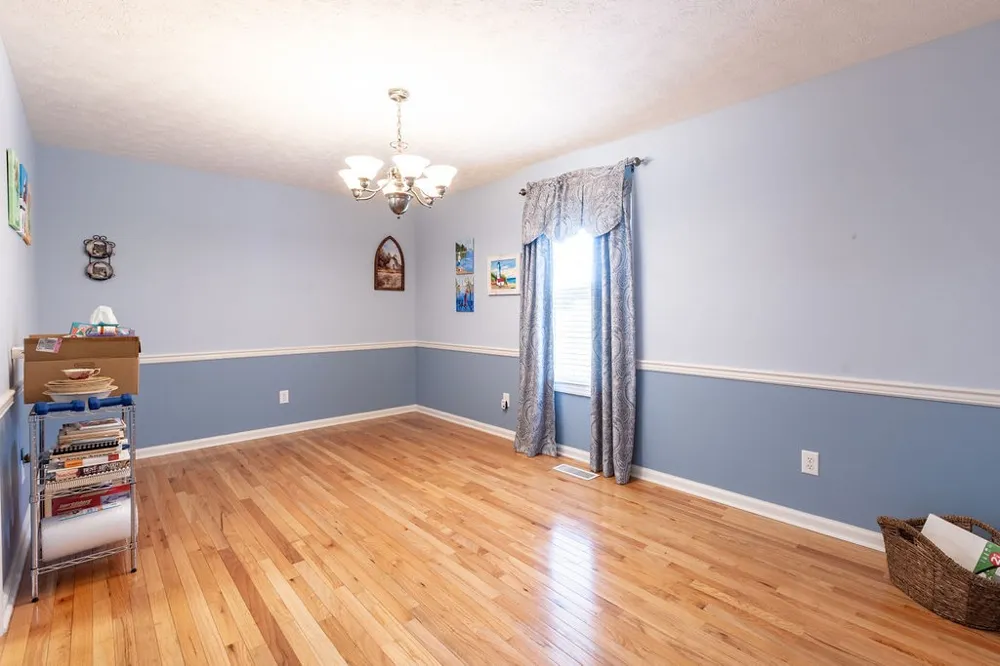 1004 Deann Ct Cottontown, TN 37048
