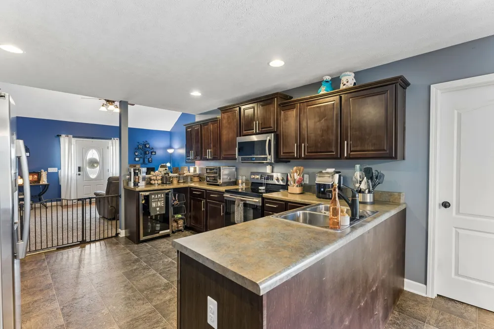 1361 Volunteer Ln Lewisburg, TN 37091