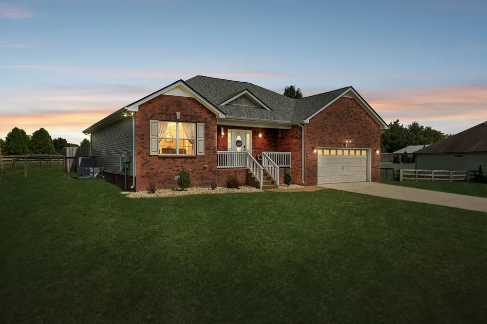1361 Volunteer Ln Lewisburg, TN 37091