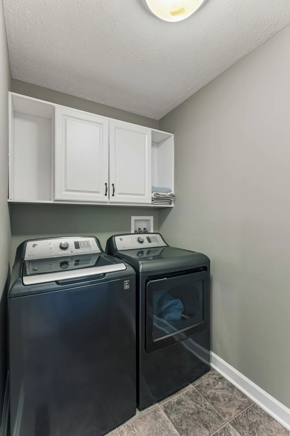1361 Volunteer Ln Lewisburg, TN 37091