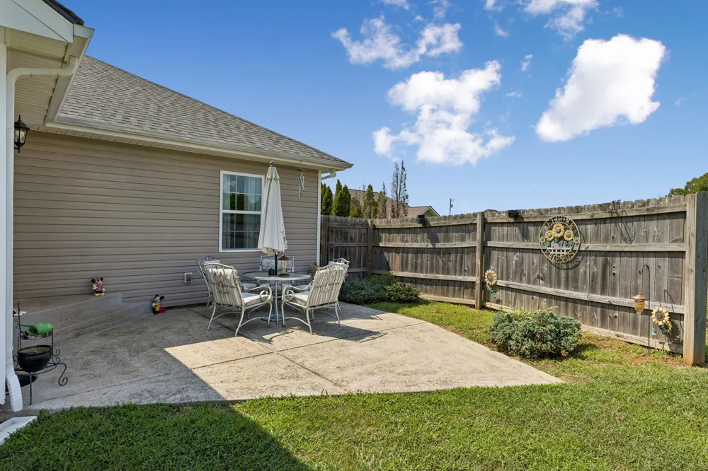 1361 Volunteer Ln Lewisburg, TN 37091