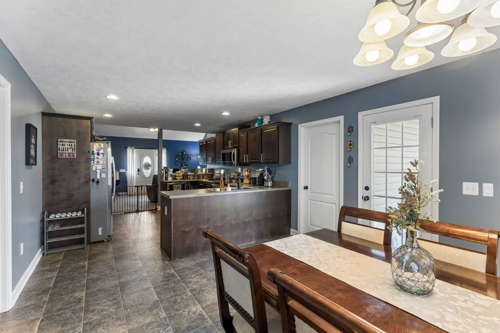 1361 Volunteer Ln Lewisburg, TN 37091