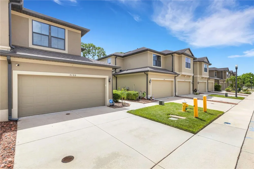 5166 BAY ISLE CIRCLE Clearwater, FL 33760