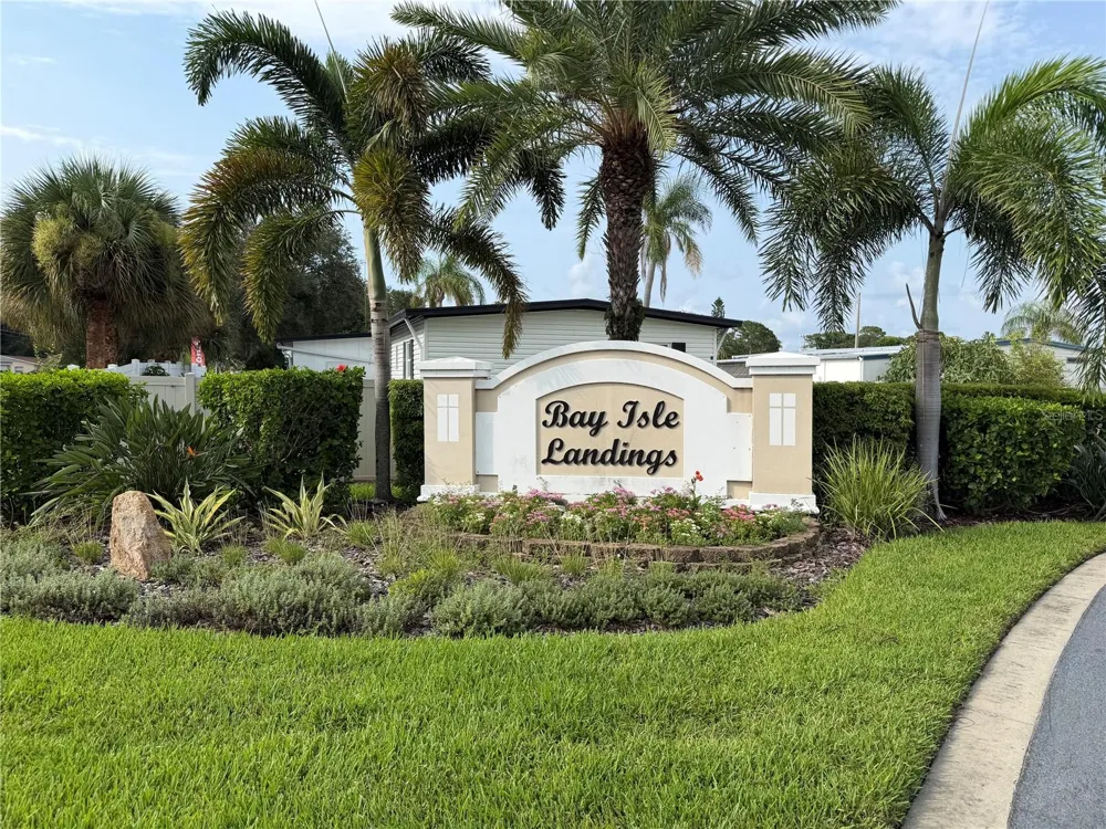 5166 BAY ISLE CIRCLE Clearwater, FL 33760